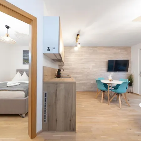 - Neualm Center Apartmán