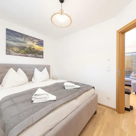 - Neualm Center 아파트 슈라드밍